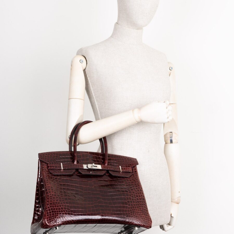 HERMÈS Birkin 35 Crocodile Porosus Lisse Bordeaux | Studio Nafay