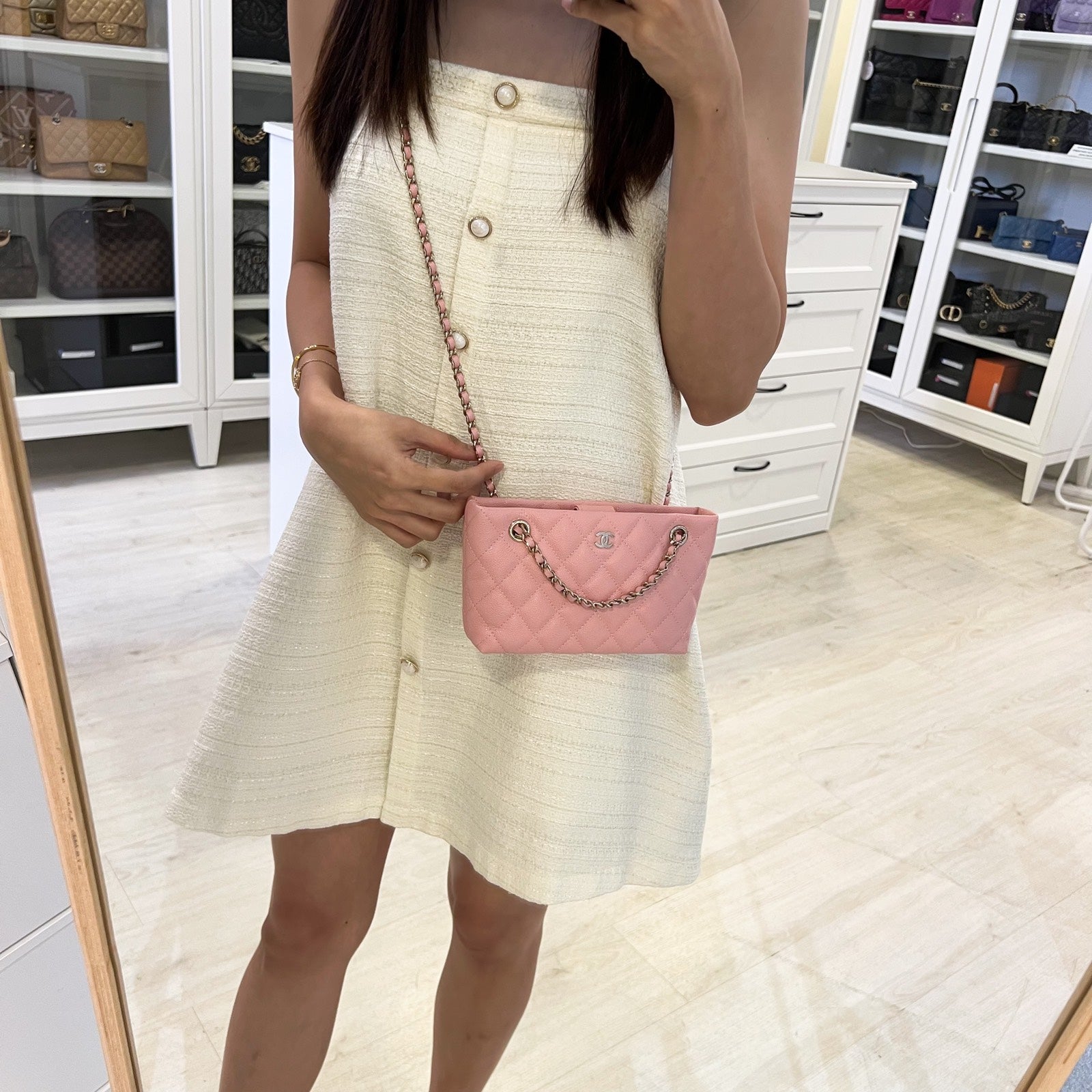 [Brand New] Chanel 25C / 25B Mini Clutch with Chain in Pink Caviar and SHW (Model: )