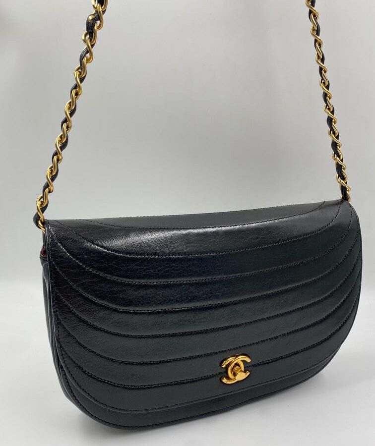 Chanel Crossbody Flap bag | Studio Nafay