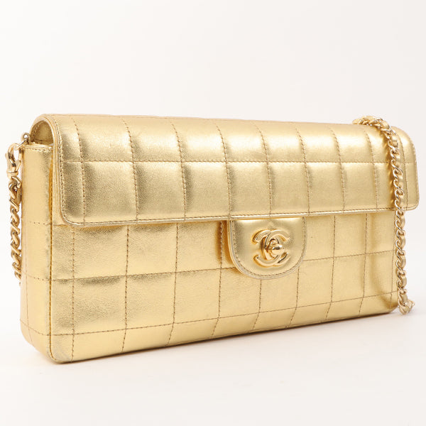 Chanel Gold Around Made Handbag | Studio Nafay