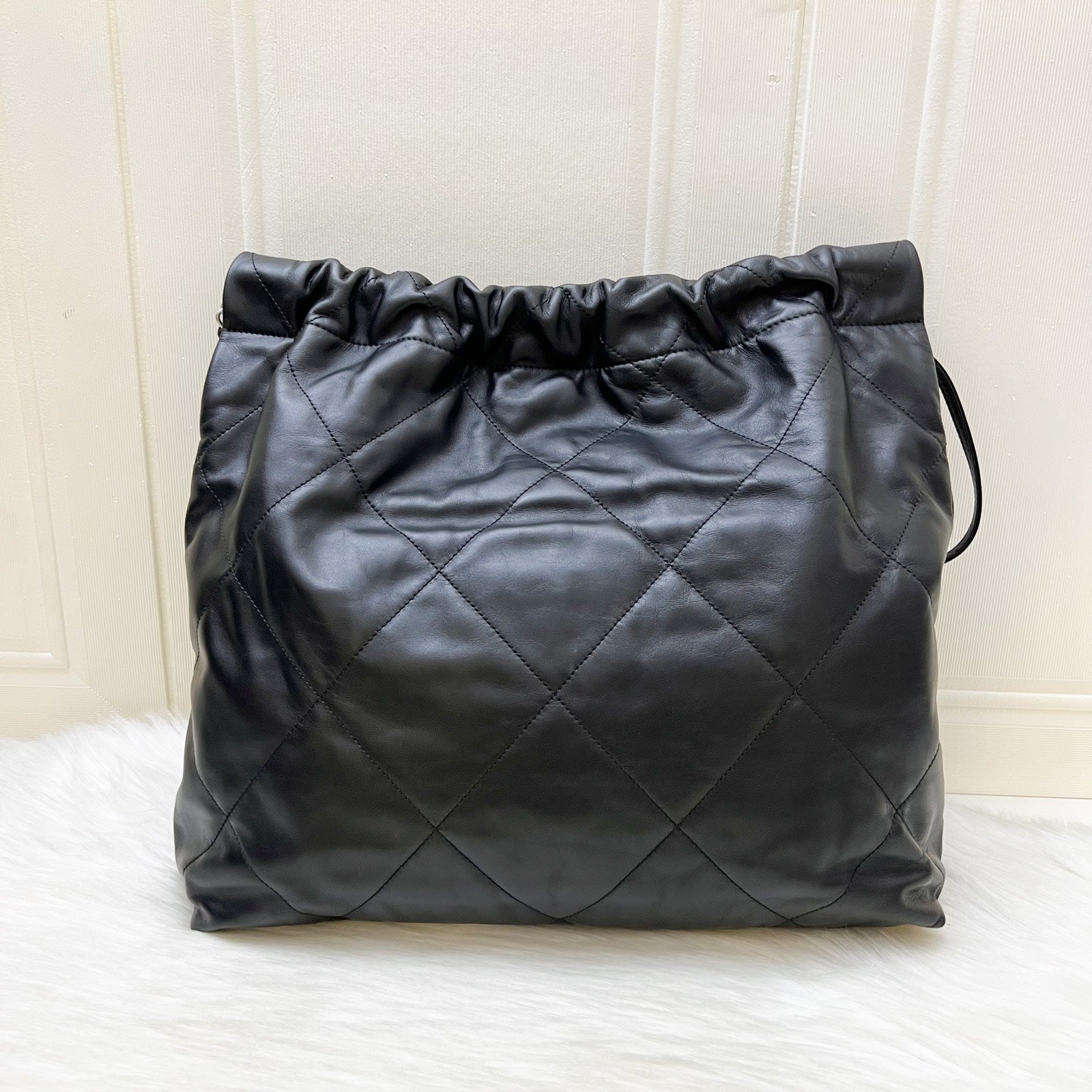 Chanel 22 Medium Hobo Handbag in Black Calfskin and SHW (Model: )