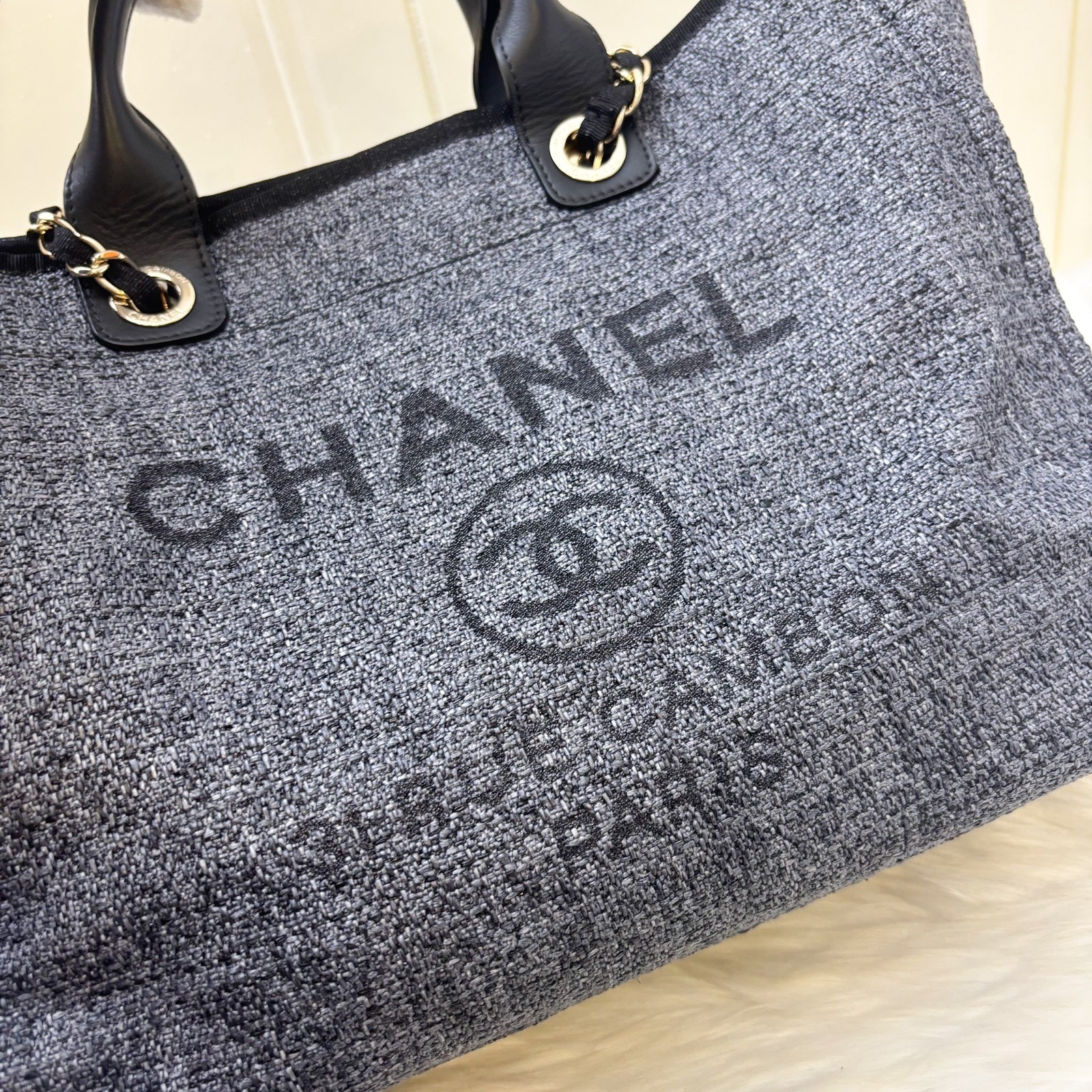 Chanel Medium / Large Deauville Tote in Navy Cotton, Nylon, Lurex, Calfskin and LGHW (Model: )
