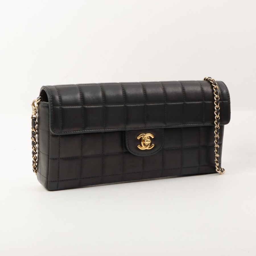 Chanel Black Around Made Handbag 2 | Studio Nafay