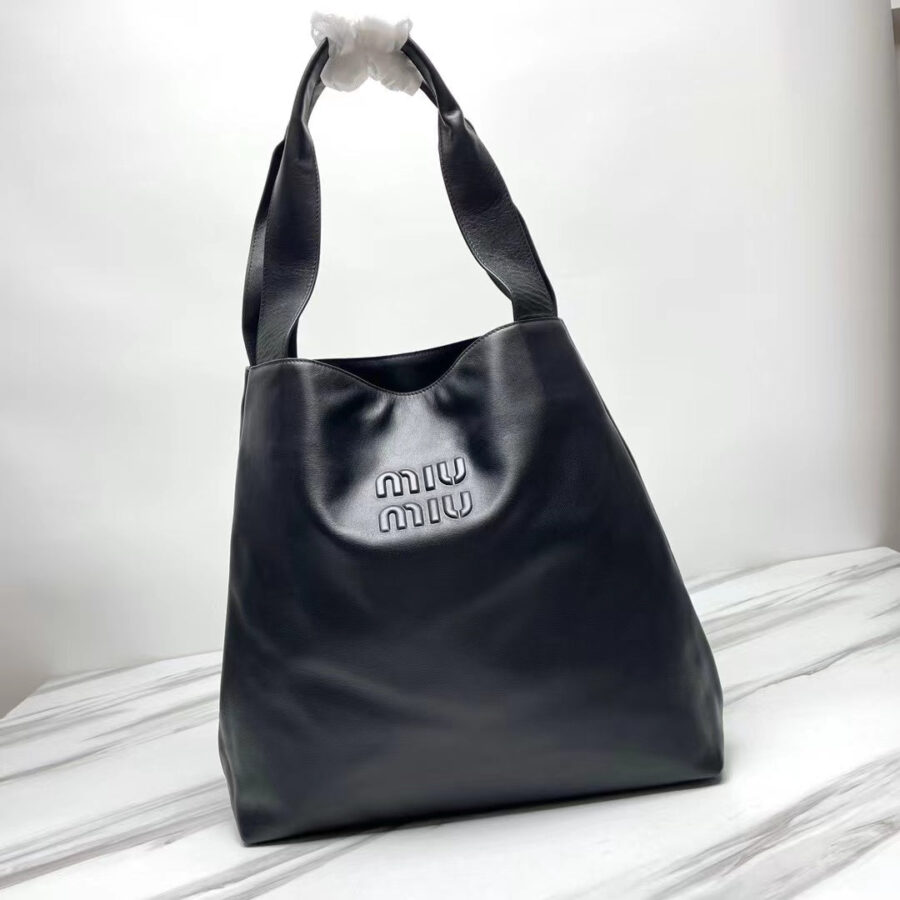 MIU 39 BLACK LEATHER HOBO BAG | Studio Nafay