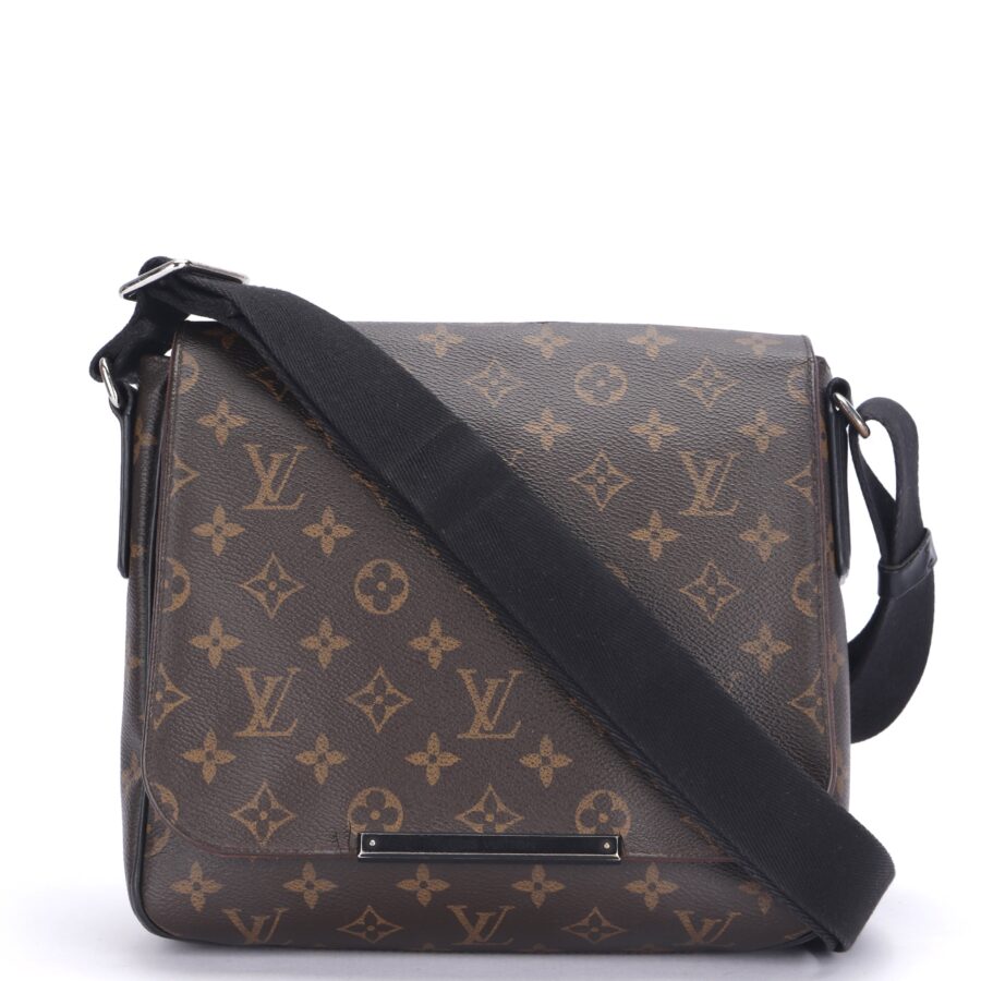 LOUIS VUITTON ( ) DISTRICT PM MONOGRAM CANVAS MESSENGER BAG ( ), NO DUST COVER | Studio Nafay