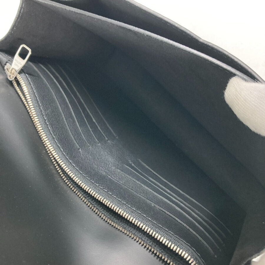 LOUIS VUITTON business bag Epi Leather black Epi Pochette Thames | Studio Nafay
