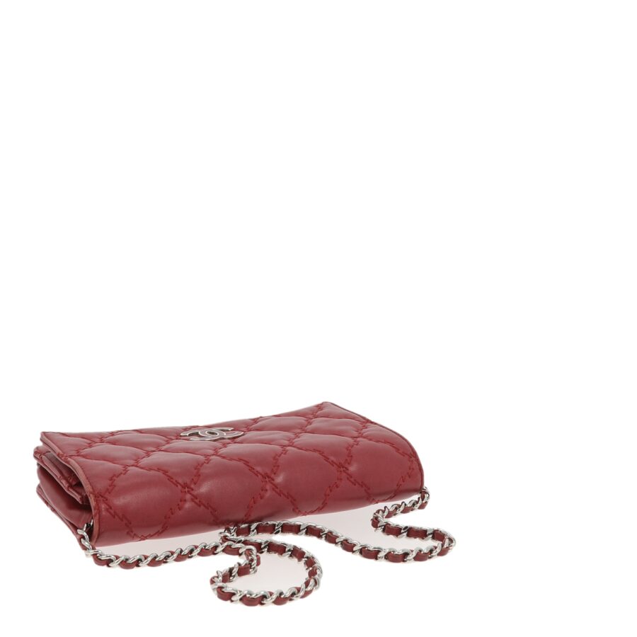 Chanel Pochette Lambskin Silver Crossbody Bag | Studio Nafay
