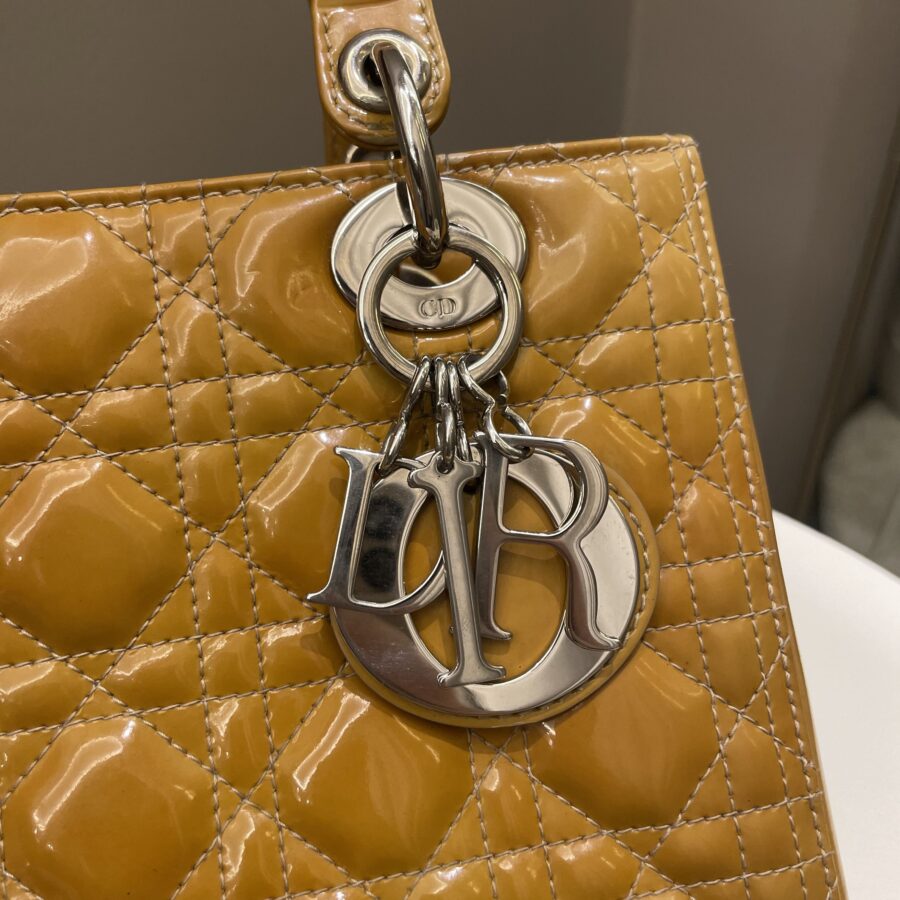 Dior Classic Lady Dior Beige Patent | Studio Nafay