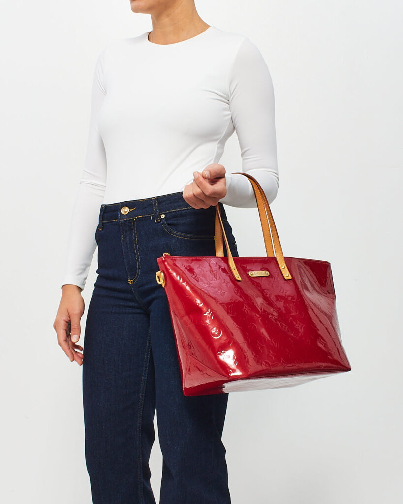 Louis Vuitton Red (Pomme D'Amour) Monogram Vernis Bellevue GM Tote Bag - Product Image 2