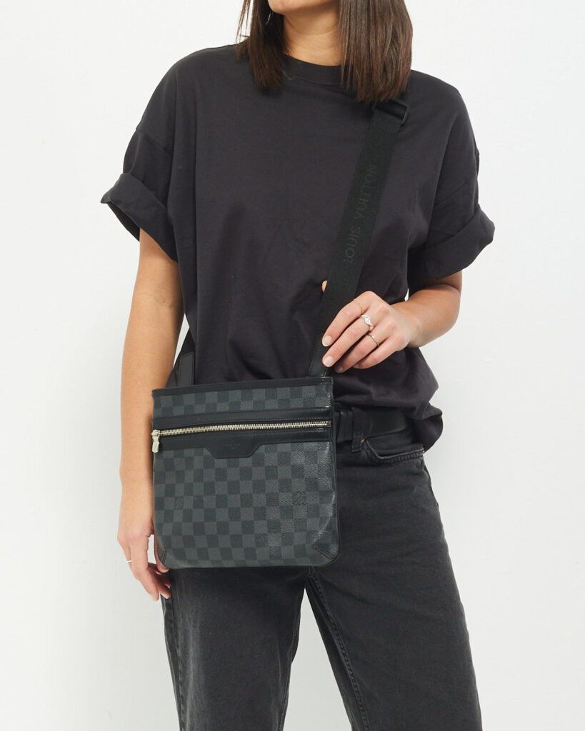 Louis Vuitton Damier Graphite Canvas Thomas Messenger Bag - Product Image 2