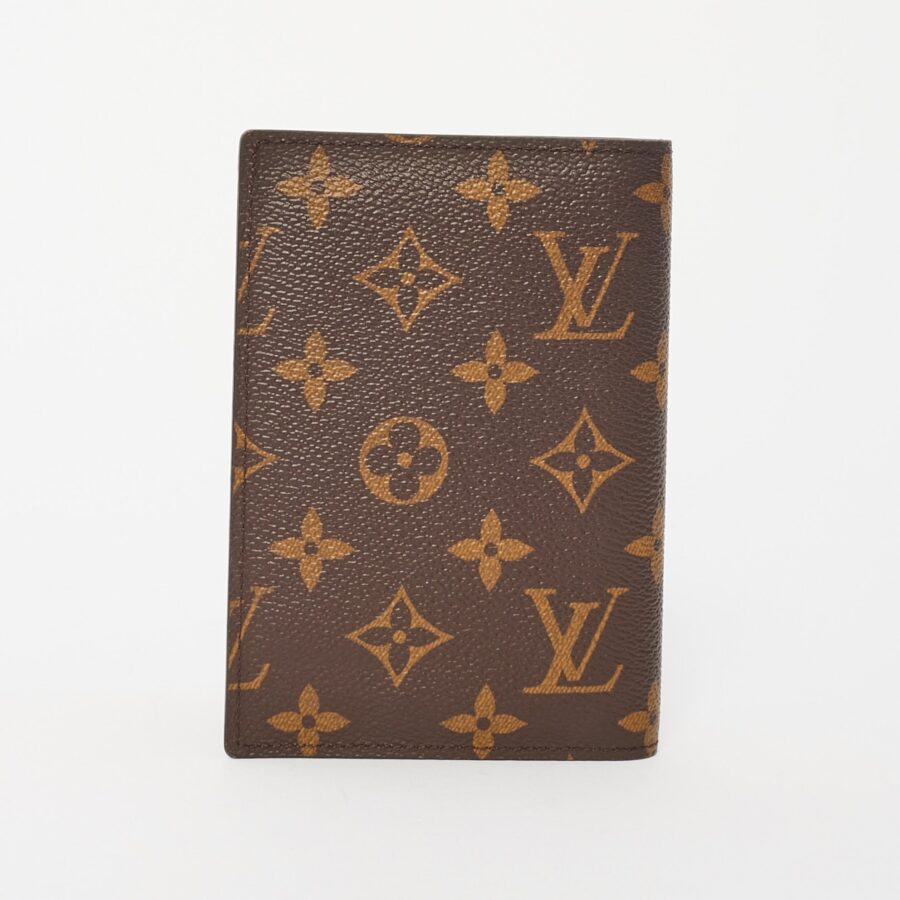 Louis Vuitton Monogram Canvas Passport Cover | Studio Nafay