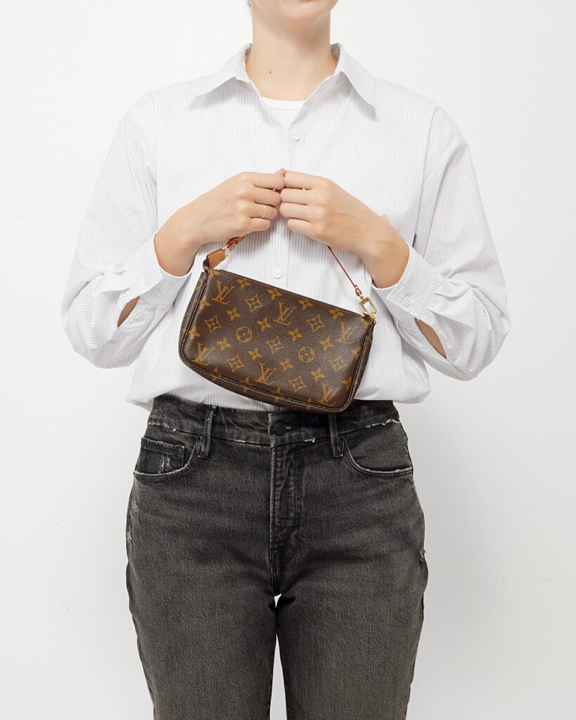 Louis Vuitton Monogram Canvas Pochette Accessoires Shoulder Bag - Product Image 2