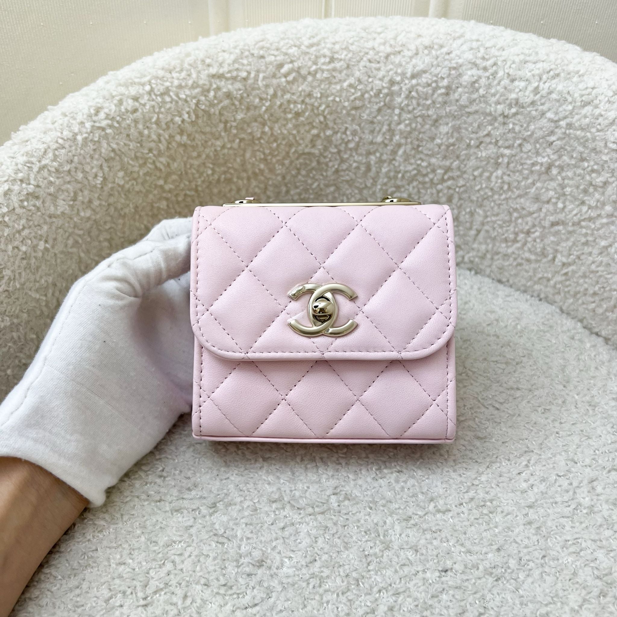Chanel Trendy CC Micro Bag / Clutch on Chain in 22P Light Pink Lambskin and LGHW (Model: )