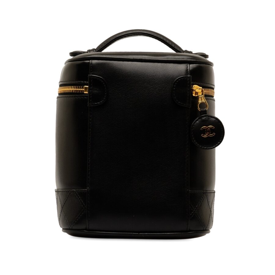 Chanel Leather Handbag Style 116 | Studio Nafay
