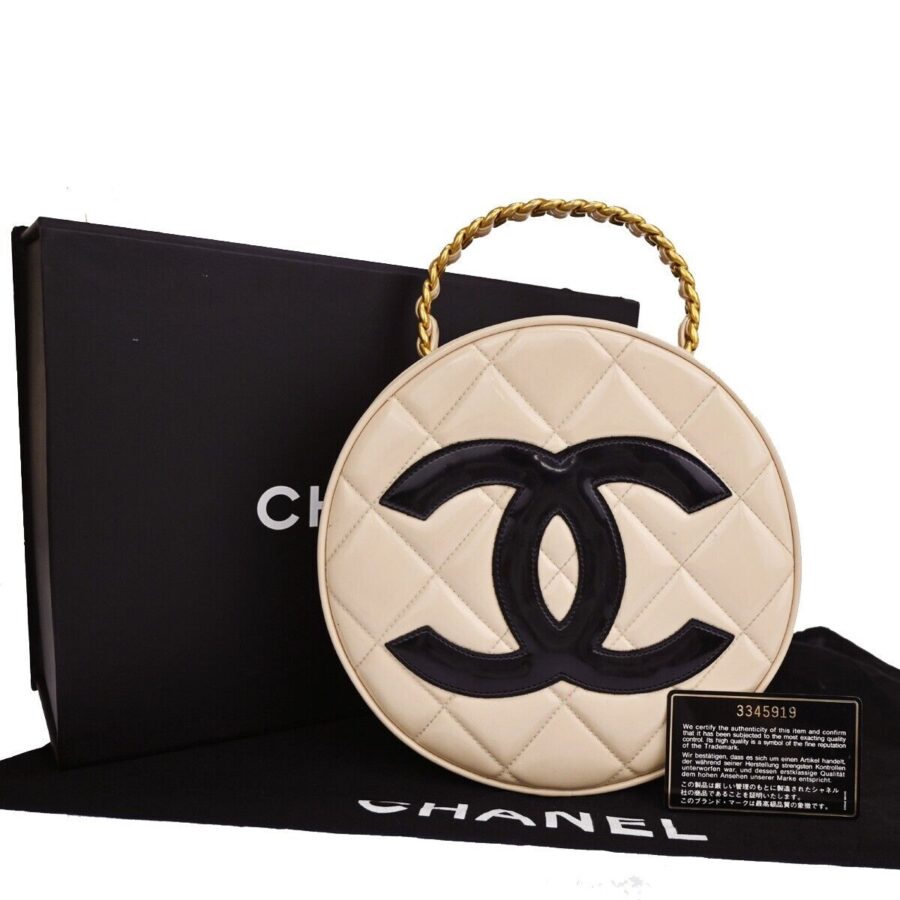 Chanel Cc Matelasse Round Vanity Chain | Studio Nafay