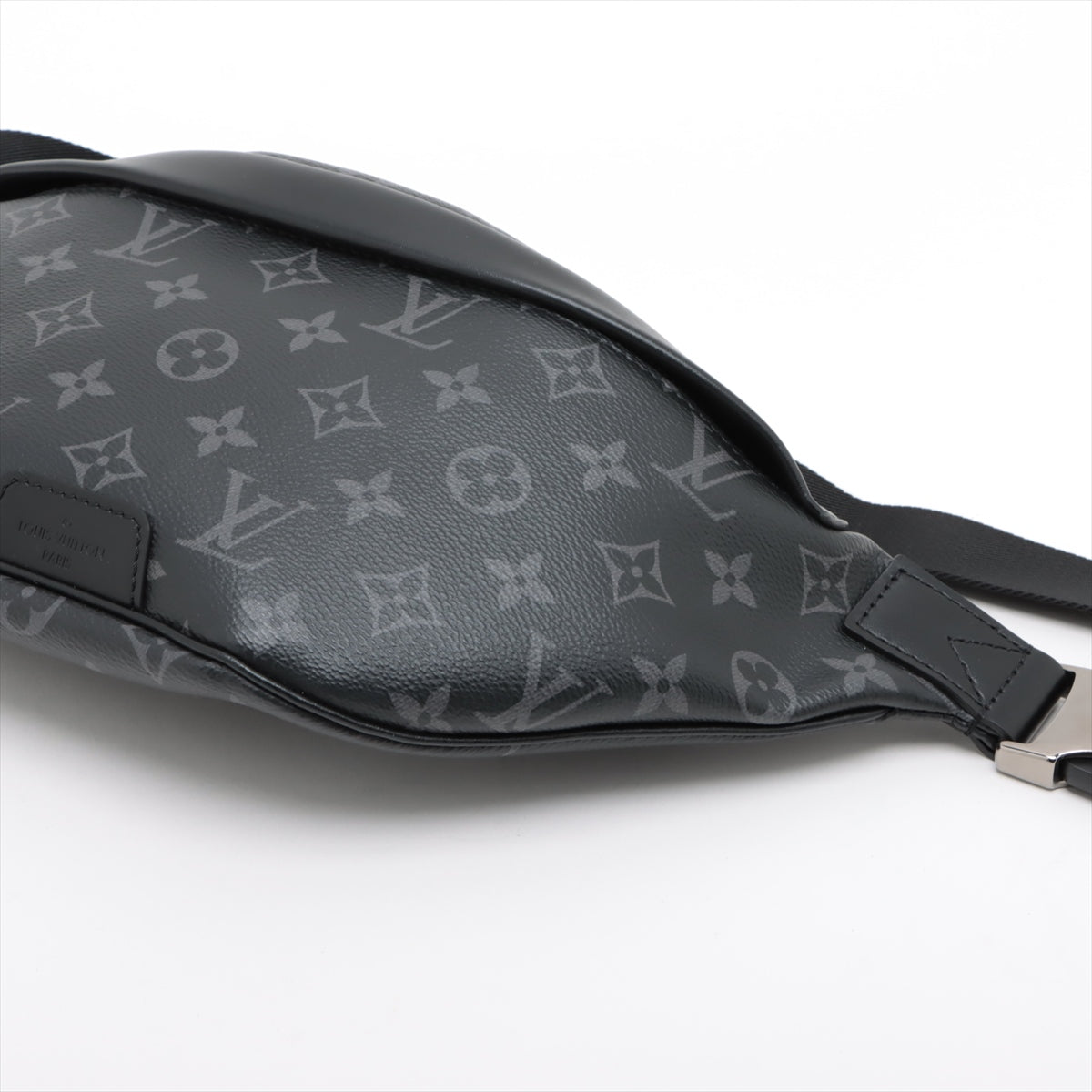 LOUIS VUITTON Discovery Belt Bag in Monogram Ellipse