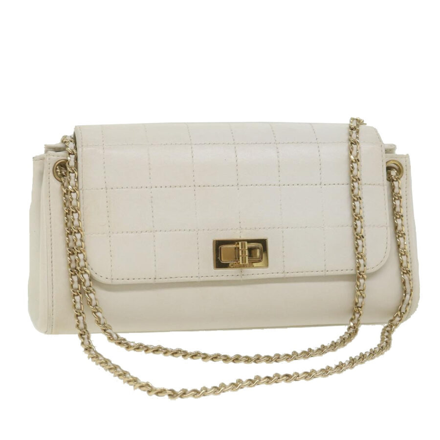 Chanel Choco Bar line Chain Shoulder Bag Leather White CC Auth bs | Studio Nafay