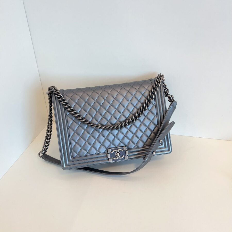 Chanel Leboy Maxi bag grey **cm | Studio Nafay