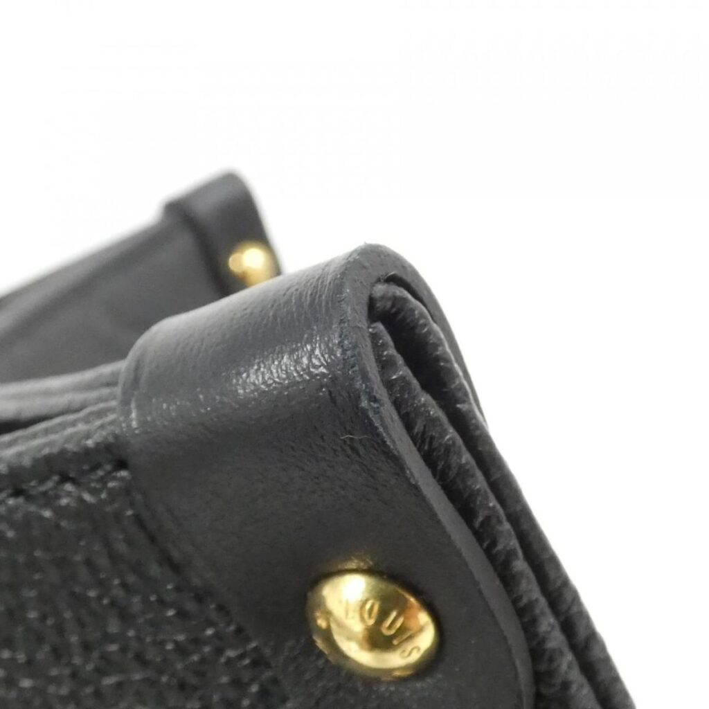 Louis Vuitton Monogram On The Go GM Bag - Product Image 2