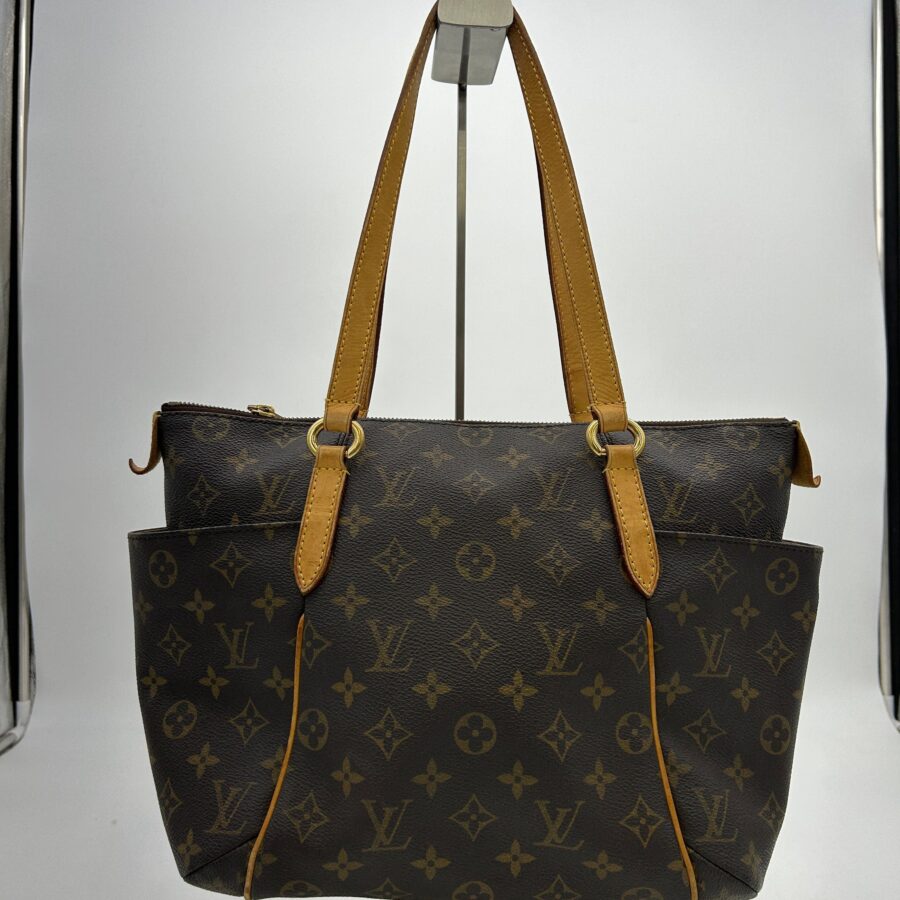 Louis Vuitton Totally PM Tote Bag YVEAE709 | Studio Nafay