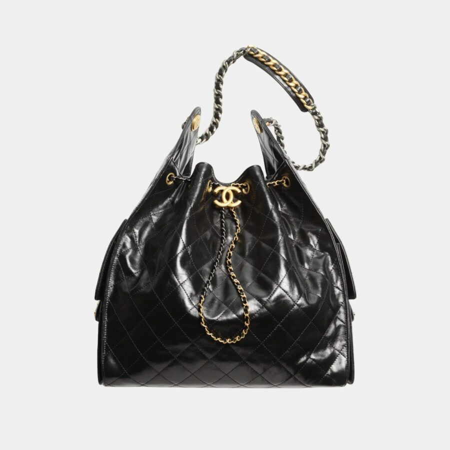 Chanel 25 Medium Handbag in Shiny Crumpled Calfskin | Studio Nafay