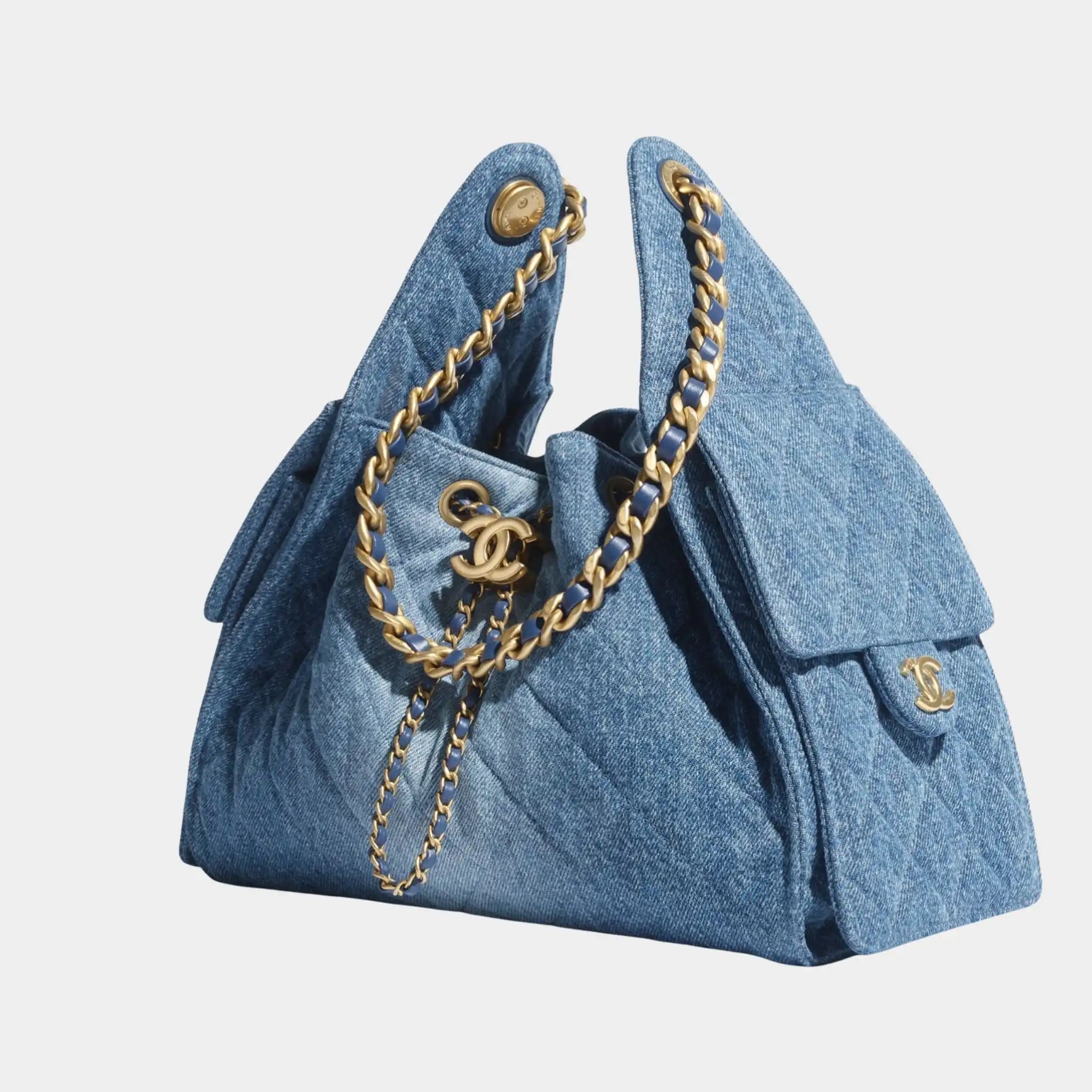 Chanel 25 Small Handbag washed & Gold Tone Metal