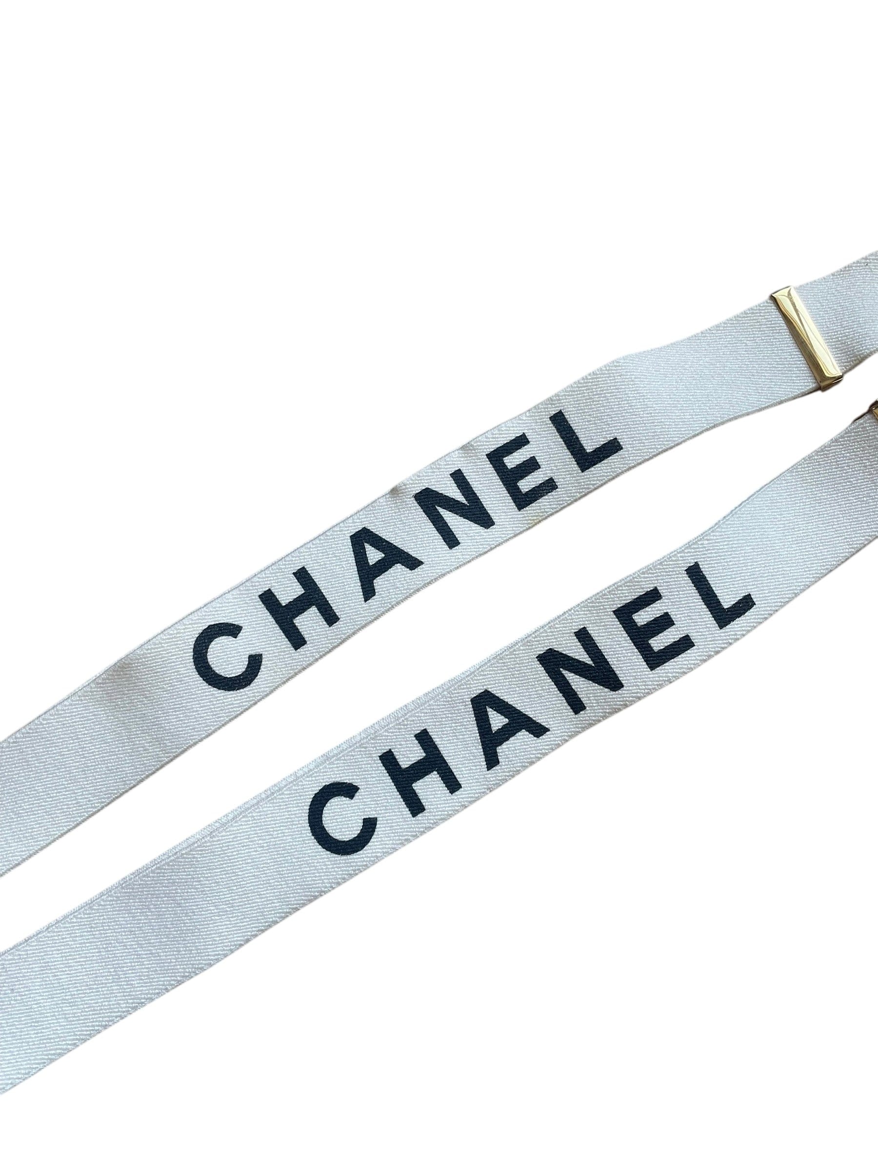 Chanel Canvas White Elegant Handbag 2