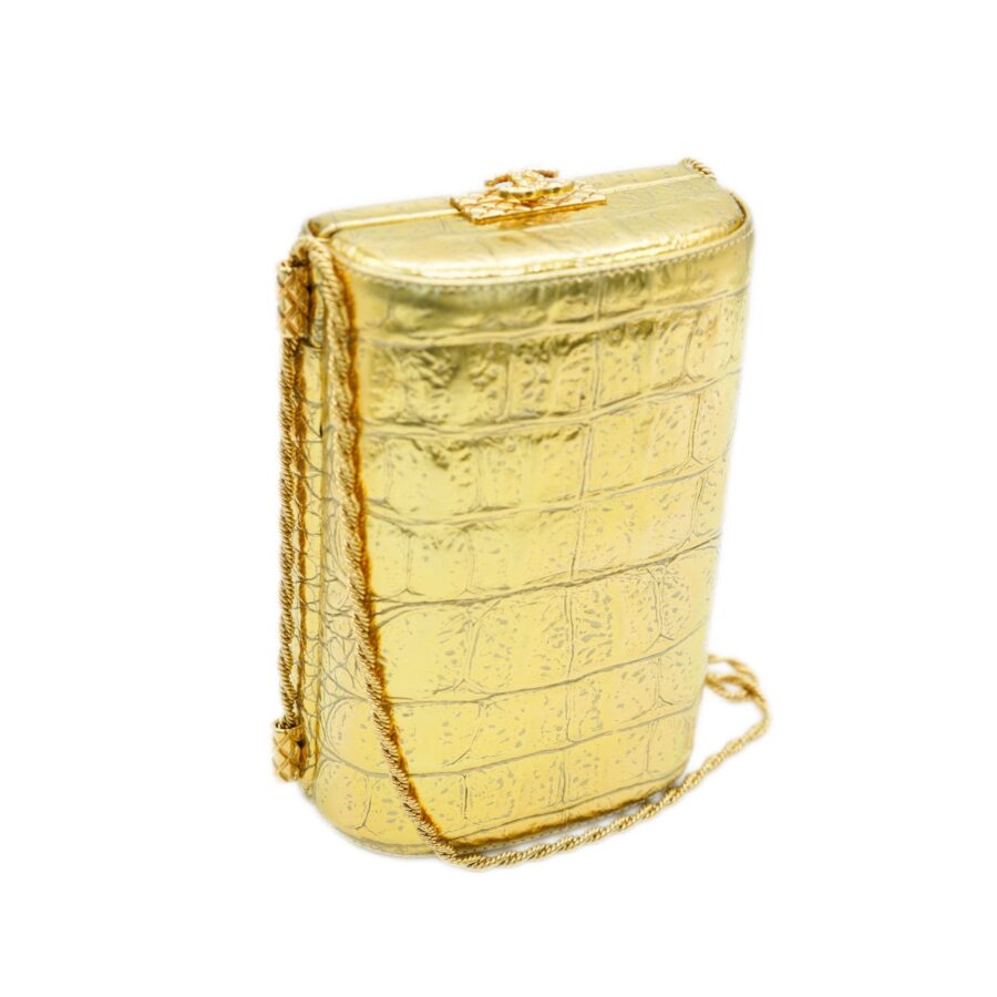 Chanel Leather Gold Elegant Handbag 9 | Studio Nafay