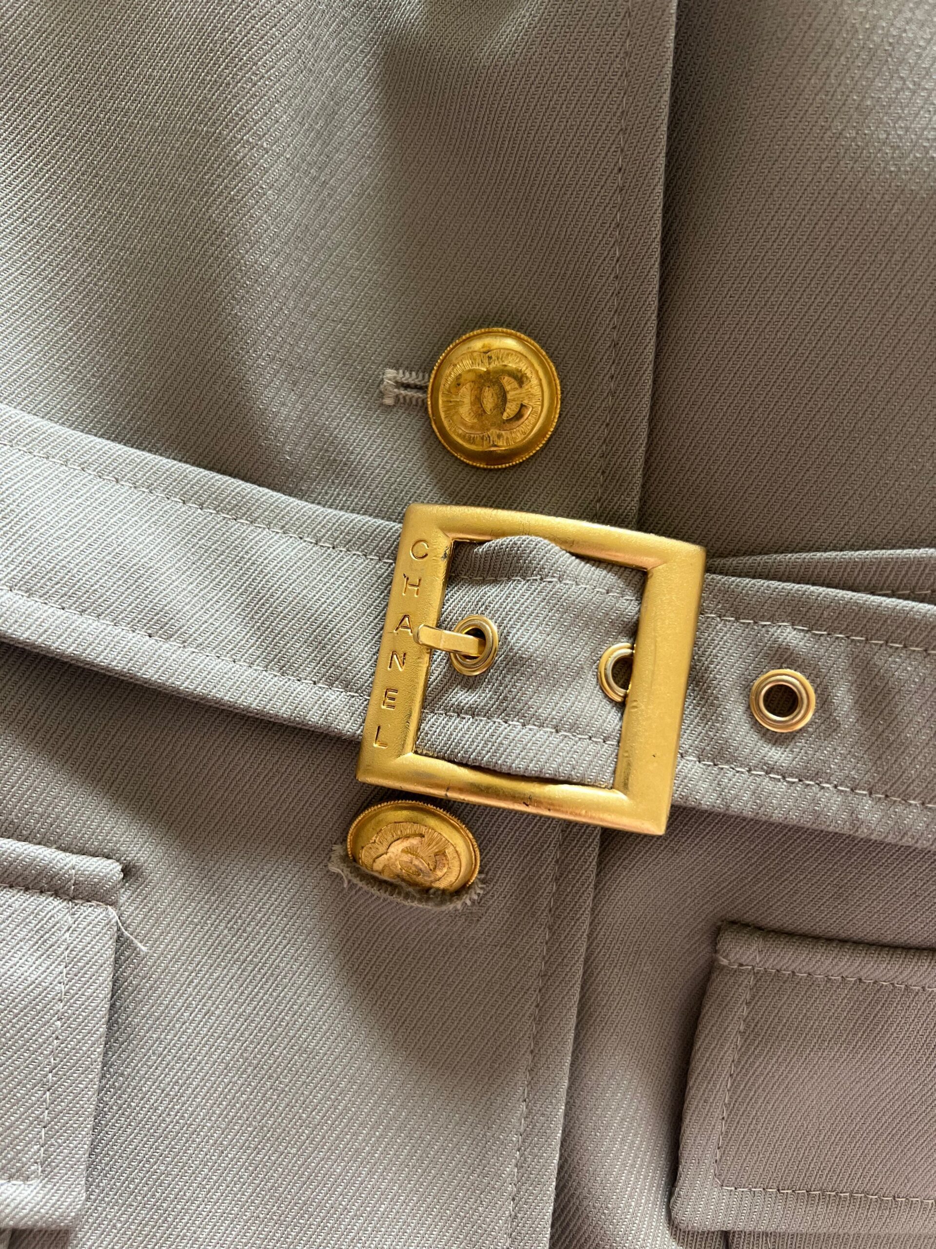 Chanel Gold Elegant Handbag 23