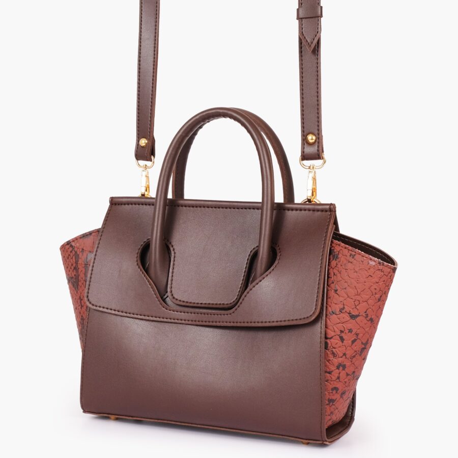 Dark brown trapeze handbag | Studio Nafay