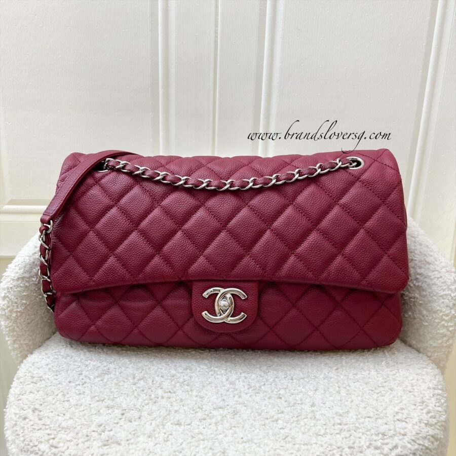 Chanel Easy Caviar Jumbo Flap Bag in Burgundy Red Caviar and SHW | Studio Nafay