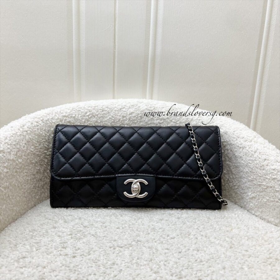 Chanel Seasonal Clutch with Chain in Black Lambskin and SHW | Studio Nafay