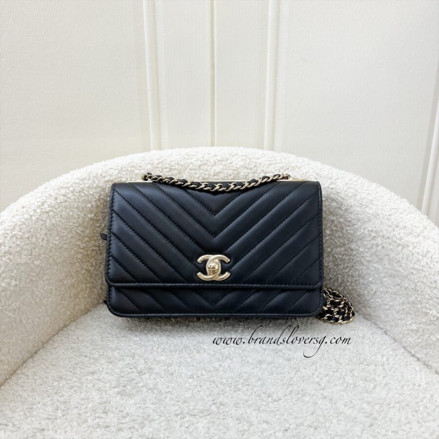 Chanel Trendy CC Wallet on Chain WOC in Black Chevron Lambskin and LGHW (Model: ) Crossbody | Studio Nafay