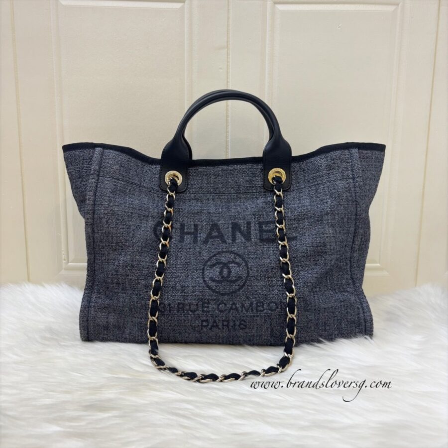 Chanel Medium / Large Deauville Tote in Navy Cotton, Nylon, Lurex, Calfskin and LGHW (Model: ) | Studio Nafay