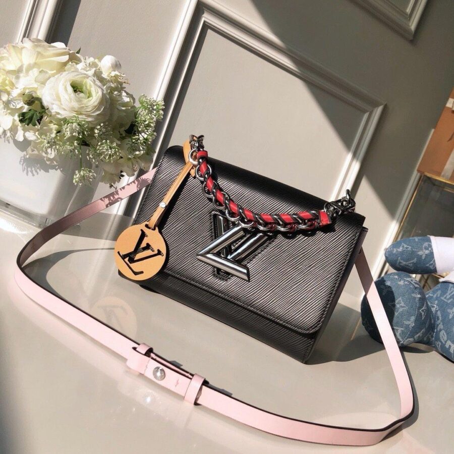 Louis Vuitton TWIST MM | Studio Nafay
