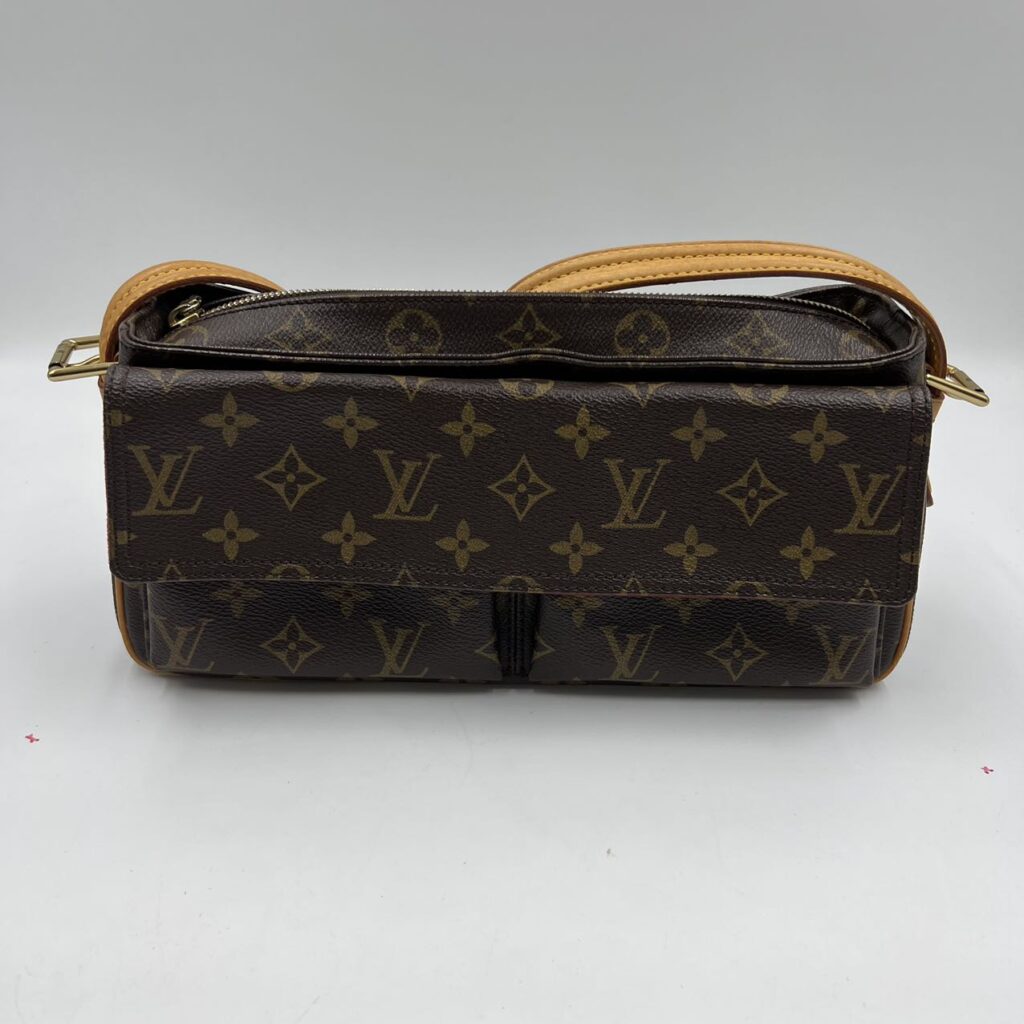 LOUIS VUITTONCite MM Bag - Product Image 2