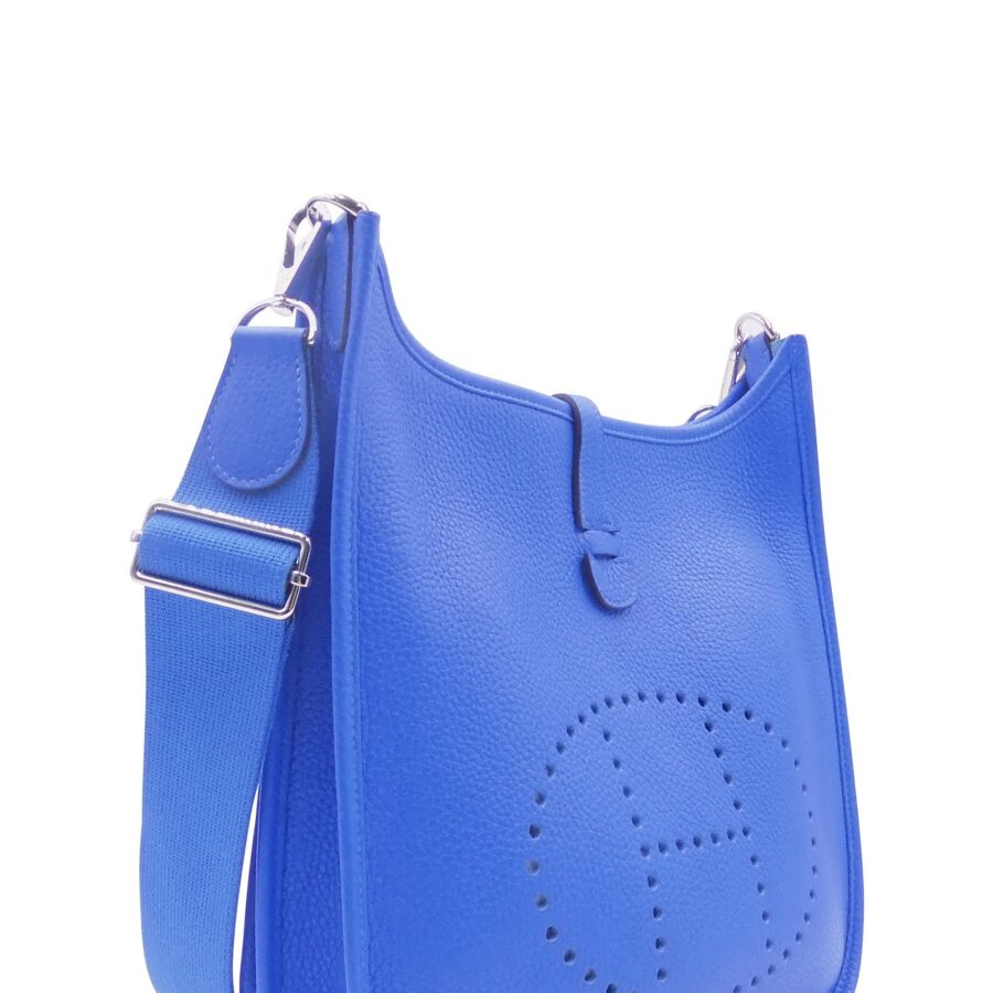 Evelyne III 29 Blue | Studio Nafay