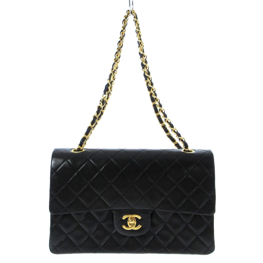 Chanel classic bag | Studio Nafay