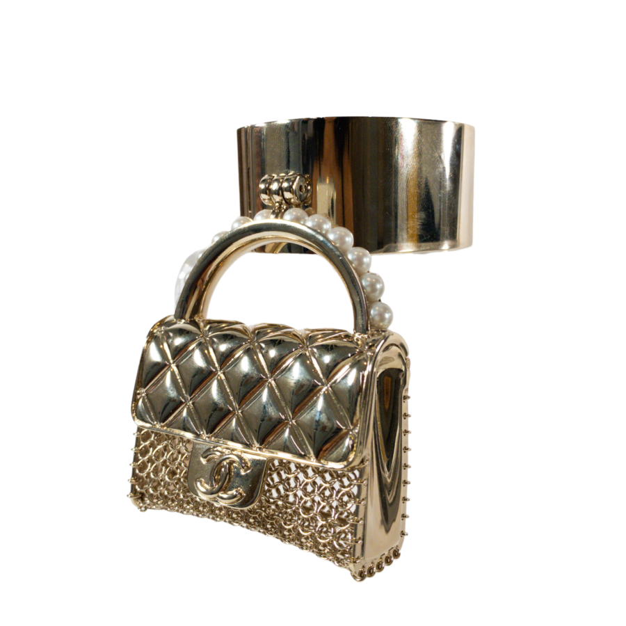 Chanel 25 Gold Elegant Handbag | Studio Nafay