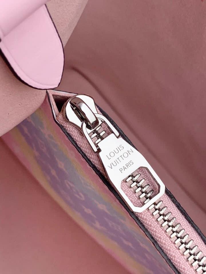 Louis Vuitton Escale NeoNoe MM Bag - Product Image 2