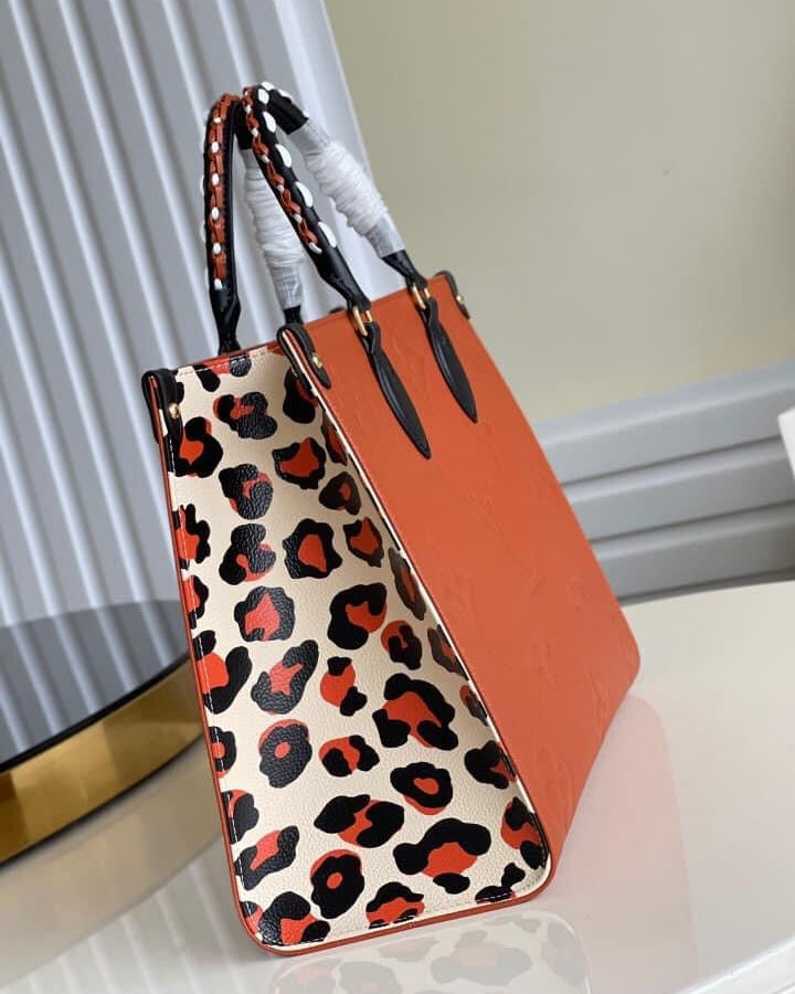 Louis Vuitton MM Bag | Studio Nafay