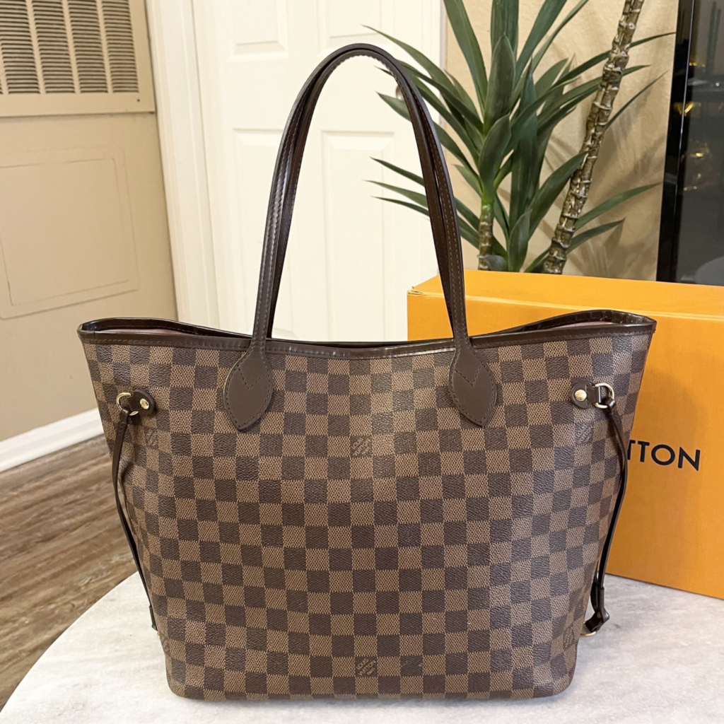 LOUIS VUITTON Damier Ebene Neverfull MM Tote In Rose Ballerine - Product Image 2