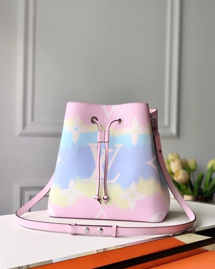 Louis Vuitton Escale NeoNoe MM Bag | Studio Nafay