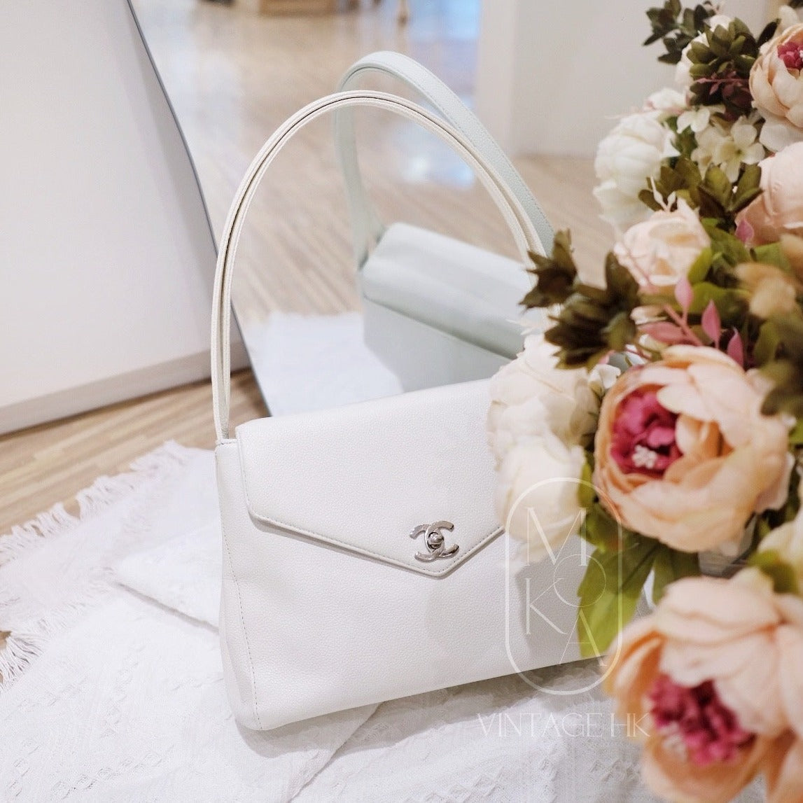 Chanel Kelly Caviar Handbag Luxury Designer Handbag