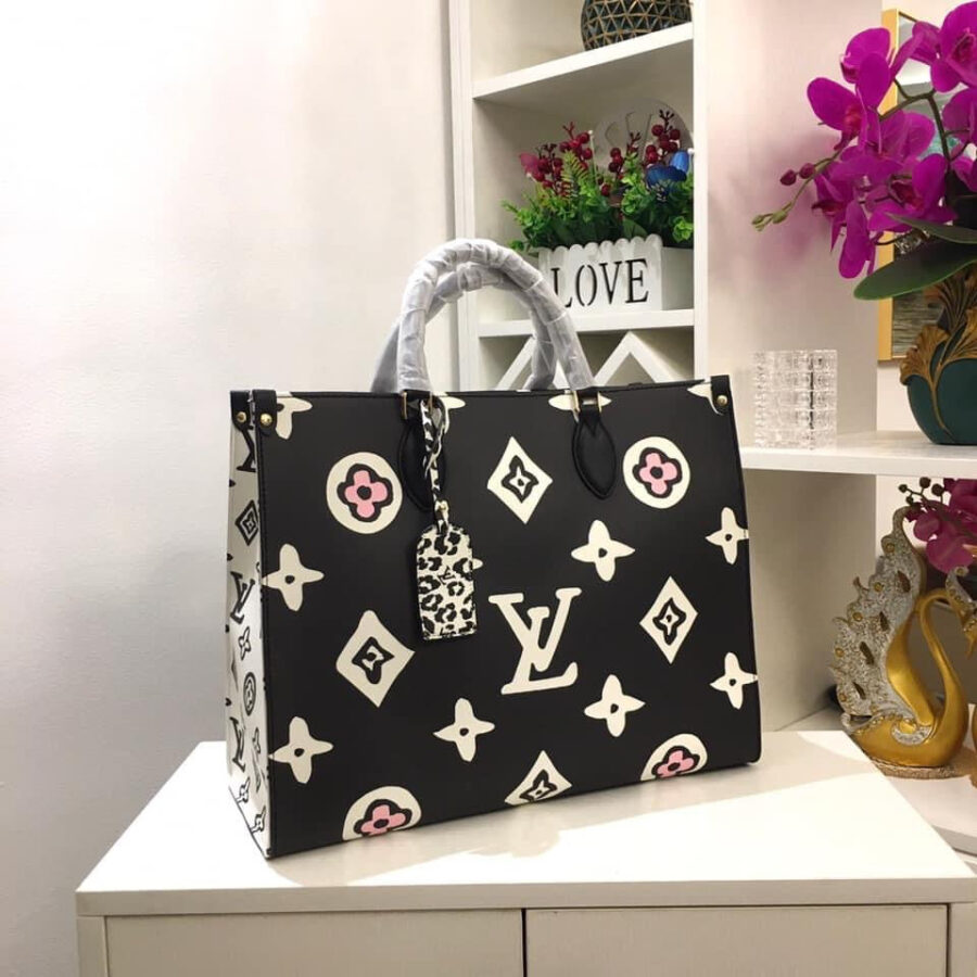 Louis Vuitton GM Bag | Studio Nafay