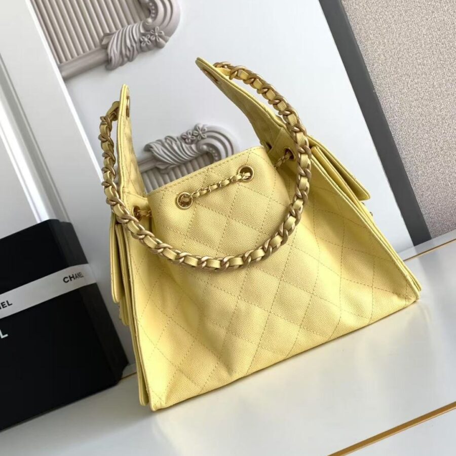 CC 25C Hobo Bag 30cm Yellow Grained Calfskin | Studio Nafay