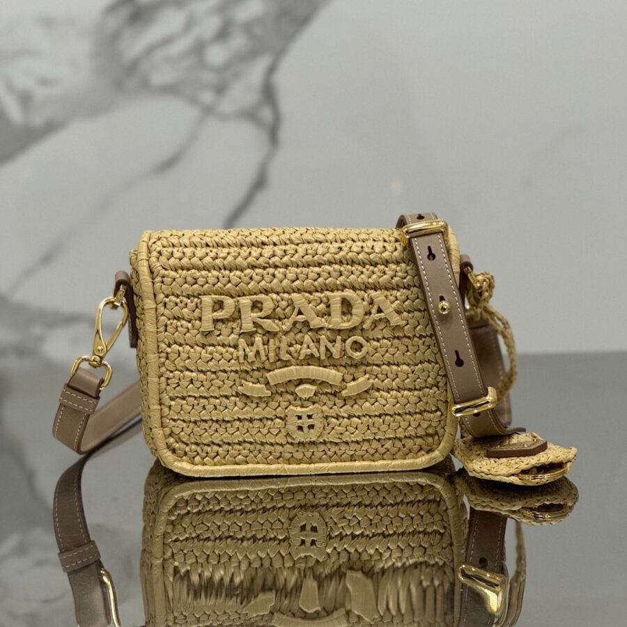 WOVEN SMALL FLAP BAG 16 IN BEIGE RAFFIA GOLD HARDWARE | Studio Nafay