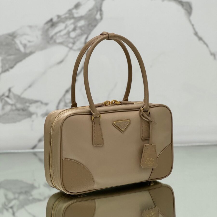 MEDIUM TOP HANDLE BAG 30 IN DRIED MOSS NYLON AND CALFSKIN TRIM | Studio Nafay