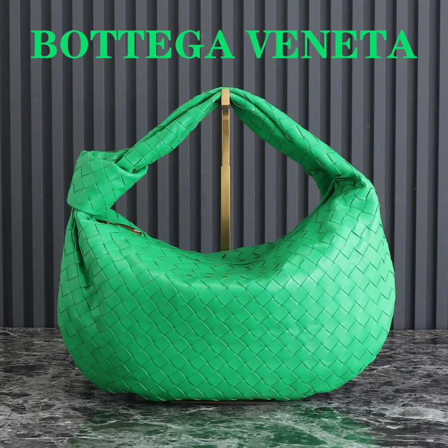 small jodie 48 green lambskin | Studio Nafay