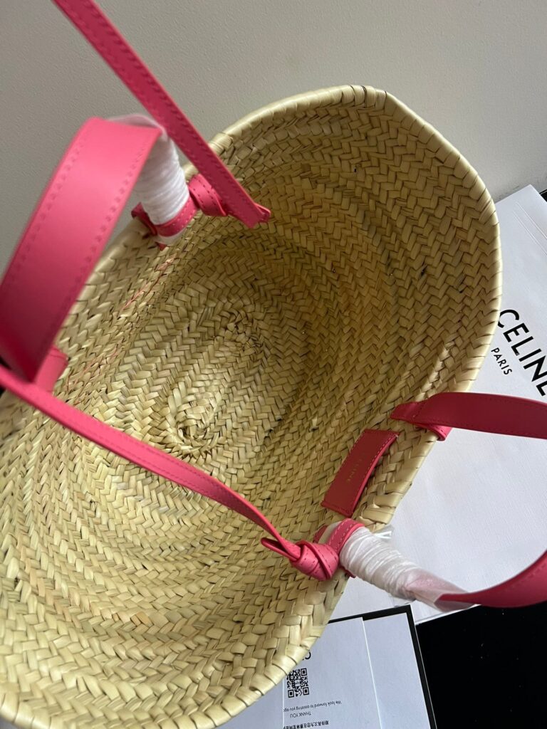 medium classic panier 25cm raffia and dark pink calfskin - Product Image 2